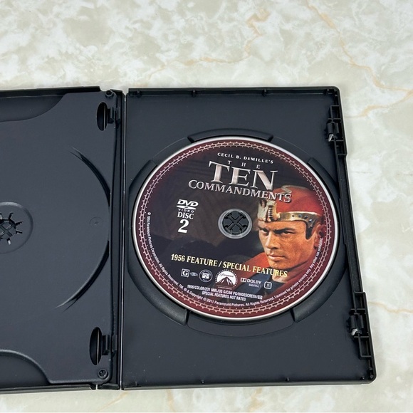 The Ten Commandments 1956 2-Disc Set DVD - Picture 4 of 5
